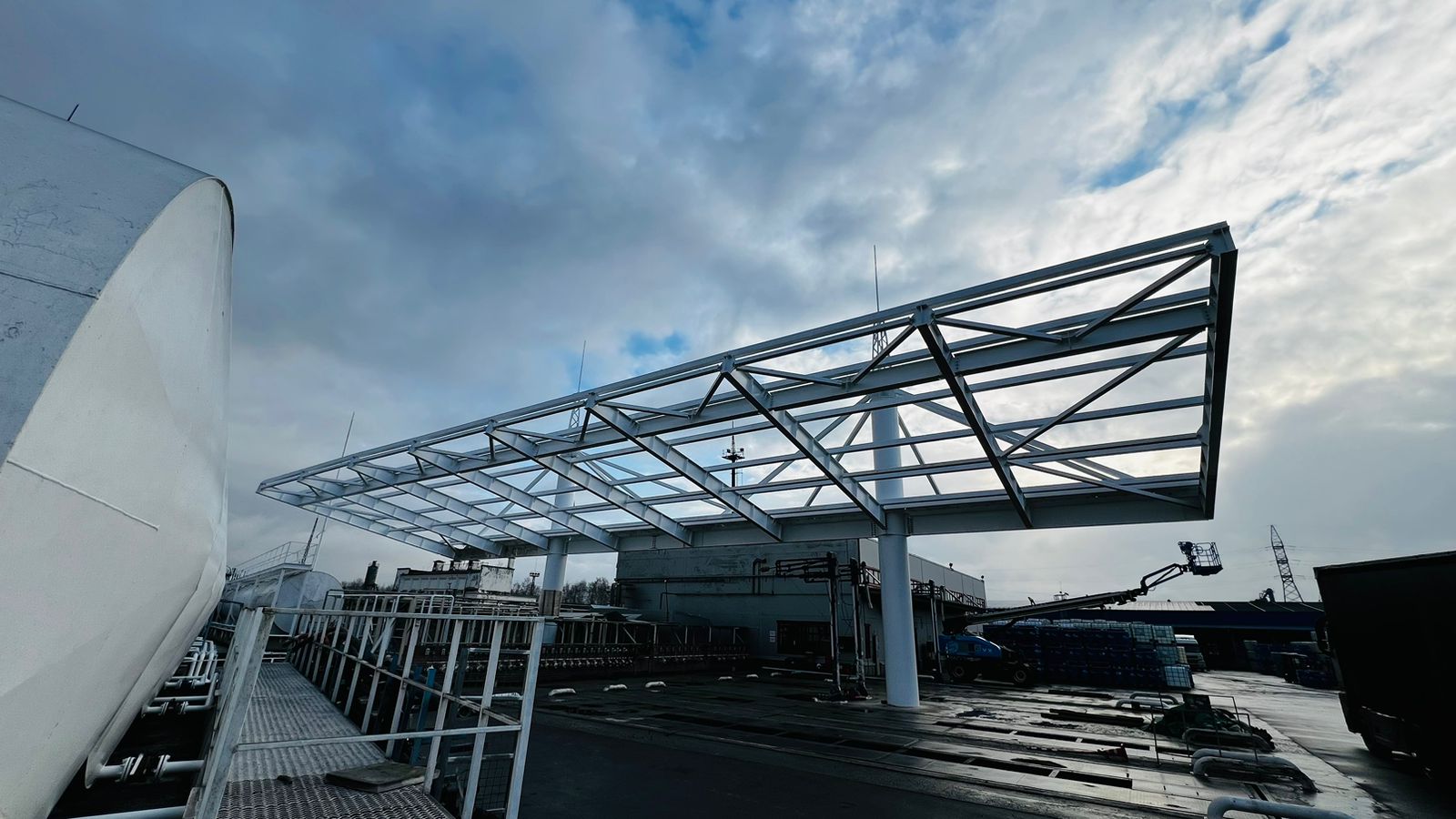 Навес для хранения ГСМ