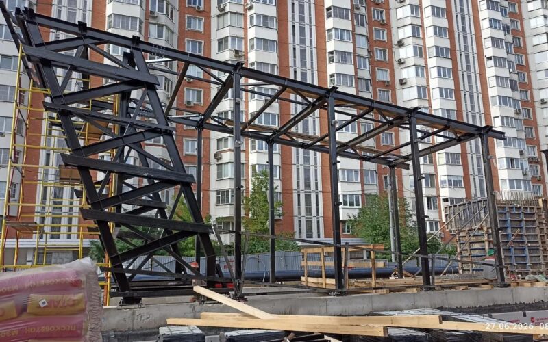 Входная группа (навес) в метрополитен